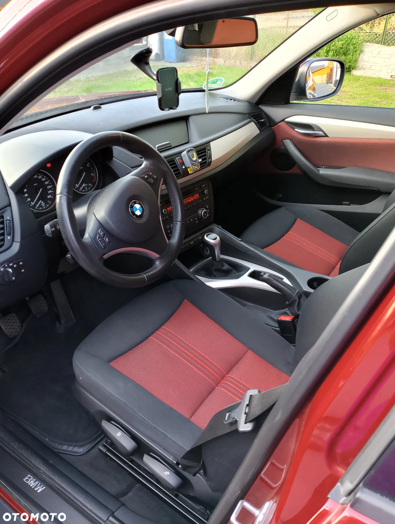 BMW iX1 - 10