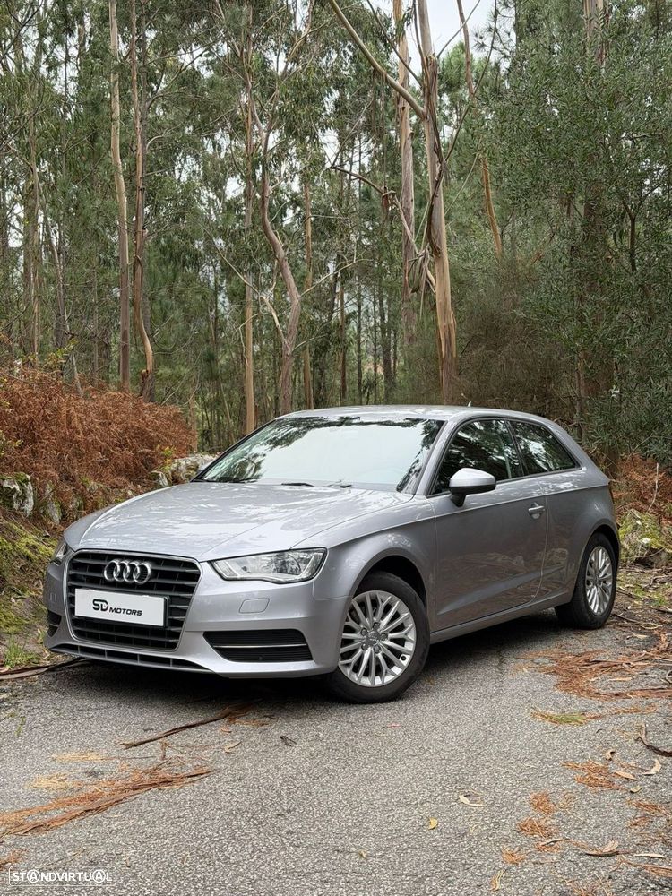 Audi A3 1.6 TDI Advance S tronic - 2