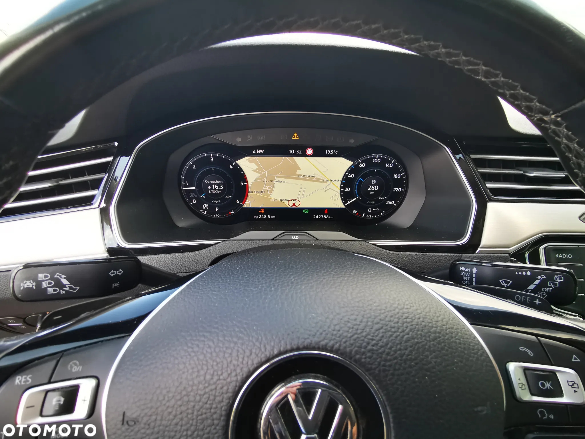 Volkswagen Passat Variant 2.0 TDI SCR 4Motion DSG (BMT) Highline - 12
