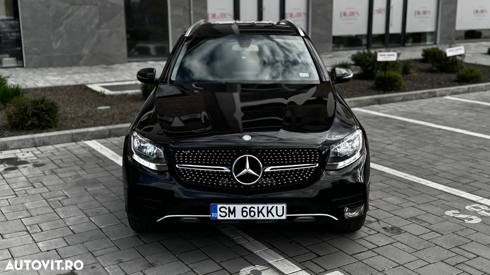 Mercedes-Benz GLC 300 4MATIC 9G-TRONIC AMG Line - 3