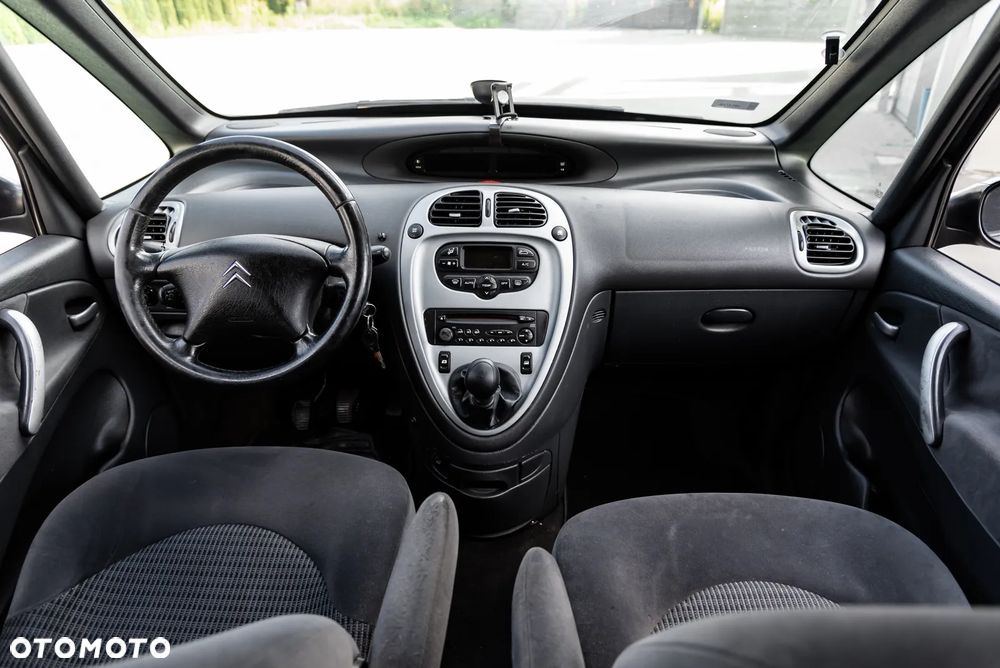 Citroën Xsara 1.6i Prestige Plus - 23