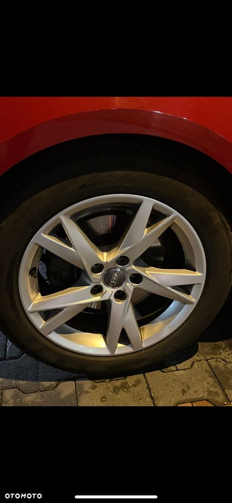 Audi A4 Avant 2.0 TDI ultra S tronic - 24