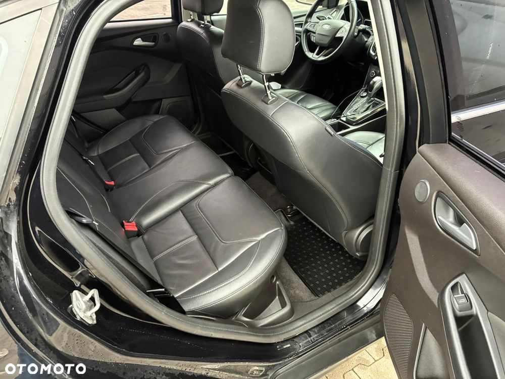 Ford Focus - 11