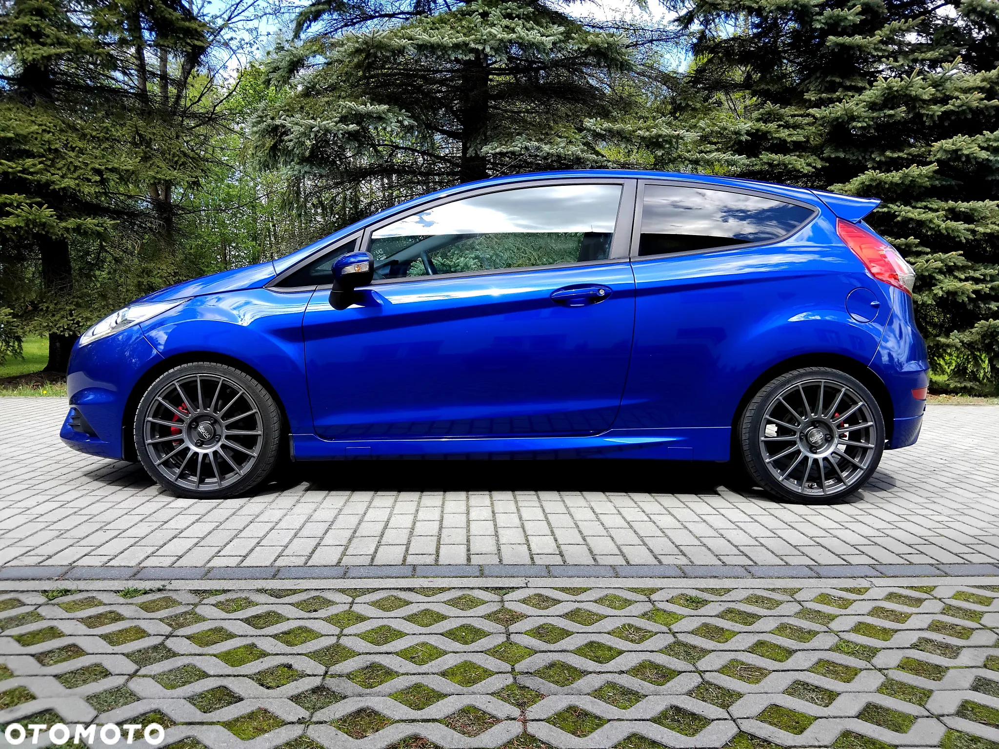 Ford Fiesta ST - 12