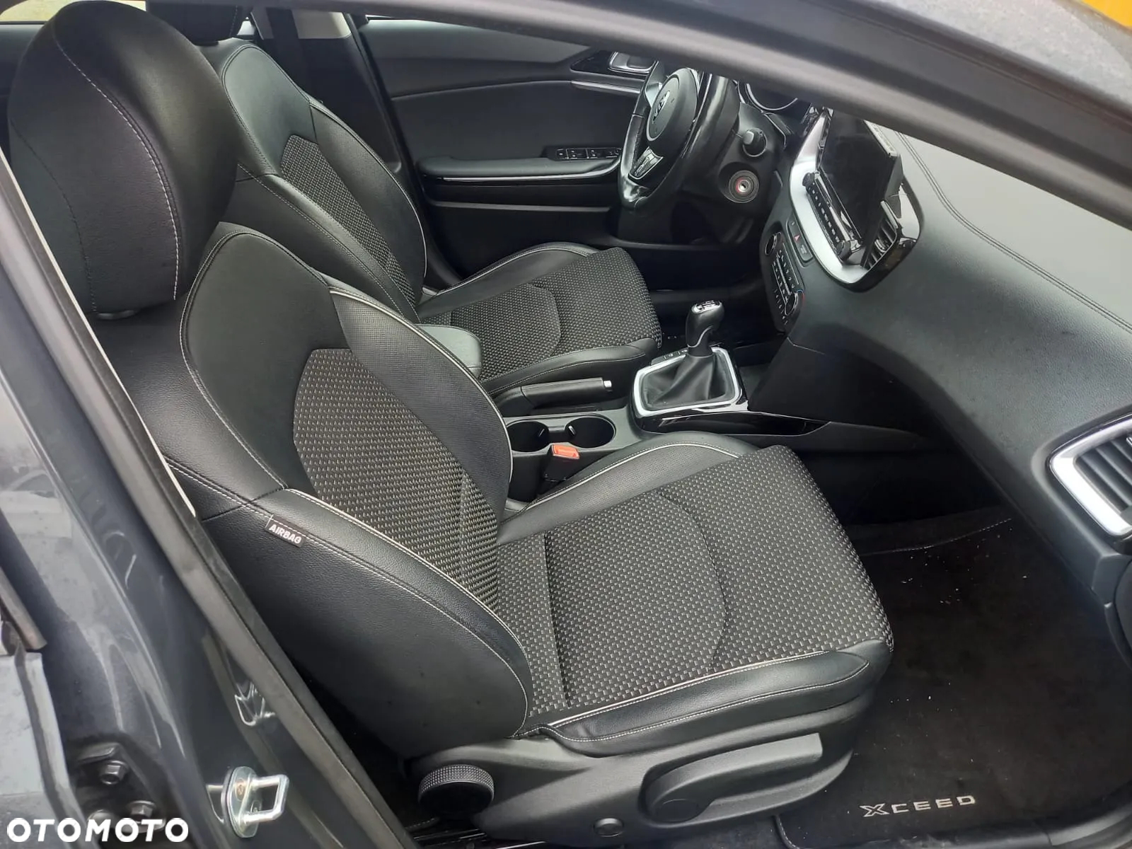 Kia XCeed 1.4 T-GDI OPF JBL SOUND EDITION - 15