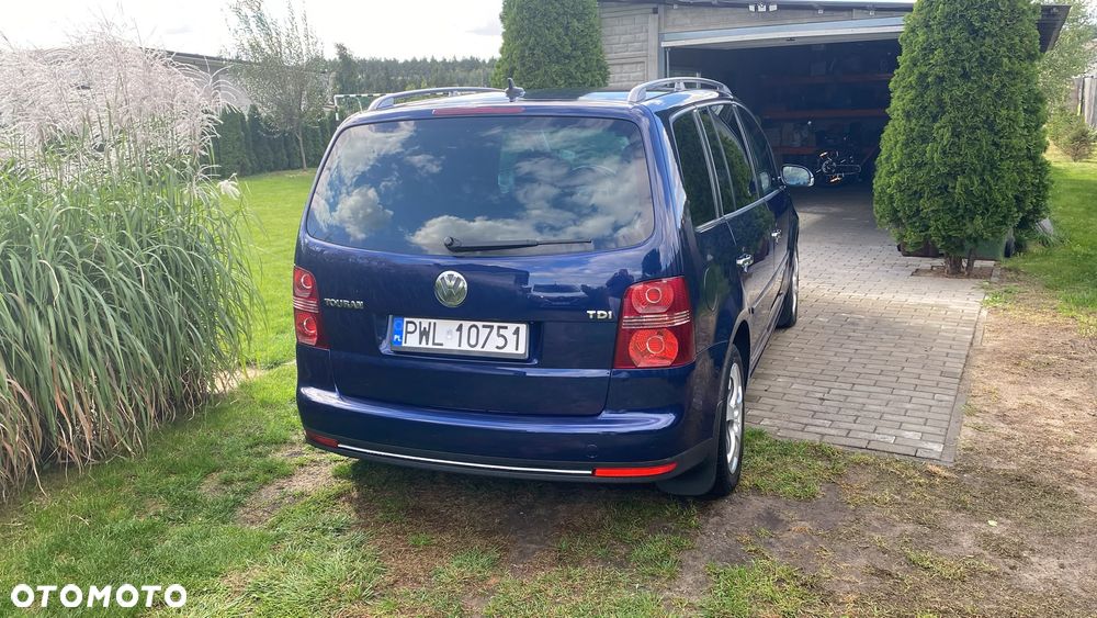 Volkswagen Touran 1.9 TDI Conceptline - 4