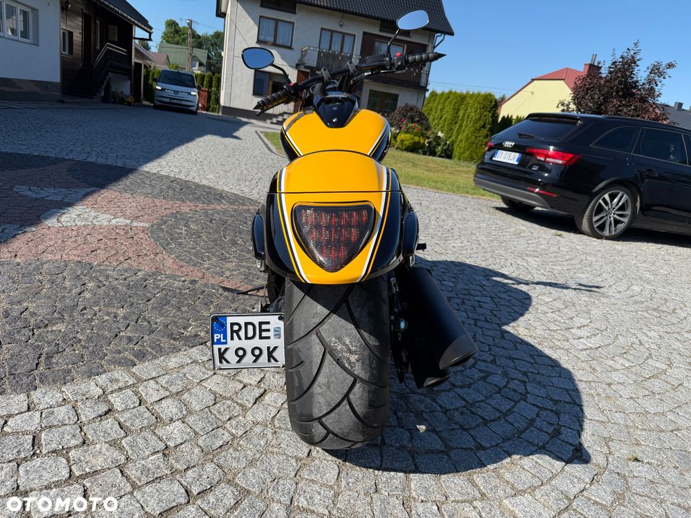 Suzuki Boulevard - 5