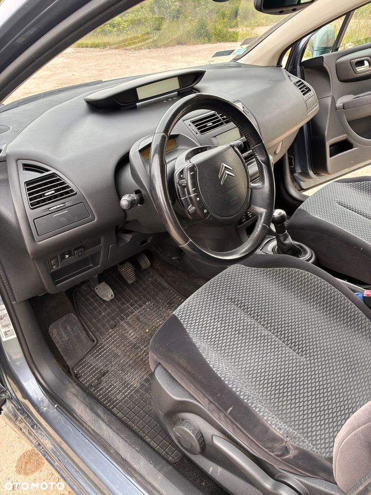Citroën C4 - 7