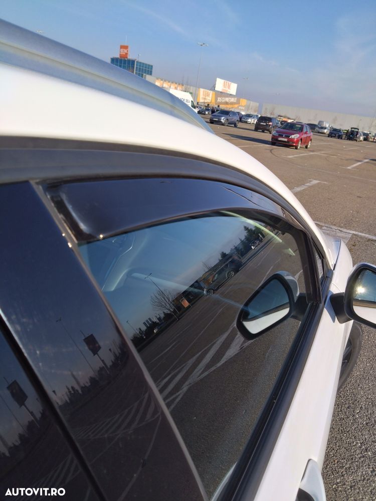 Ford Mondeo 2.0 TDCi Titanium - 19