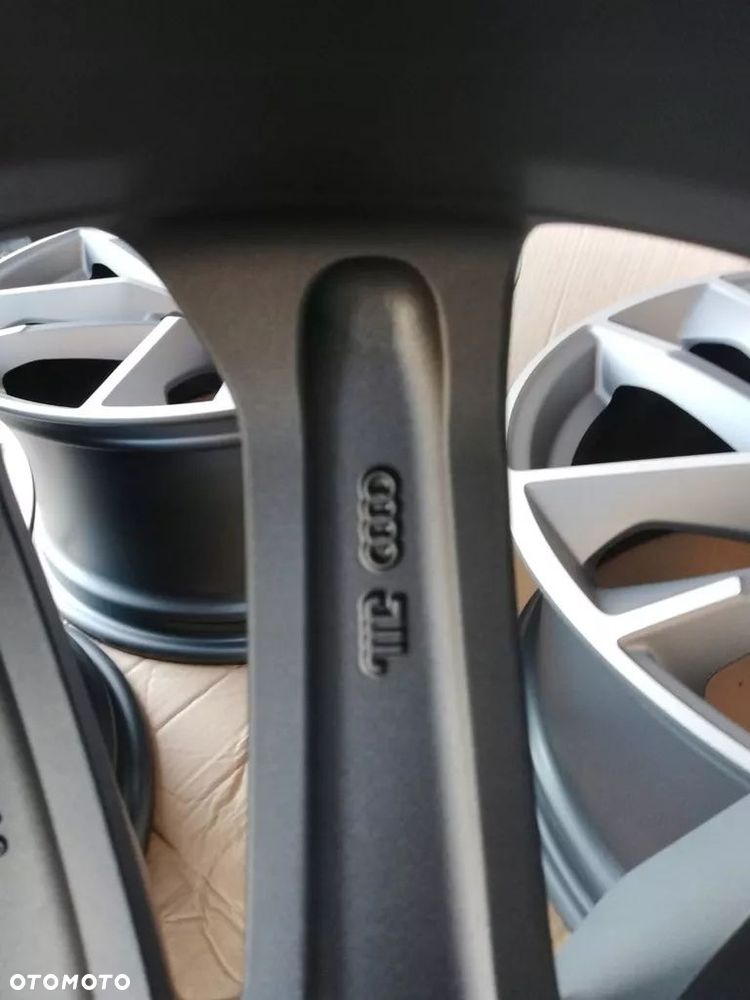 AUDI RS5 S5 A5 A7 RS7 S7 8W0 19'' - 11