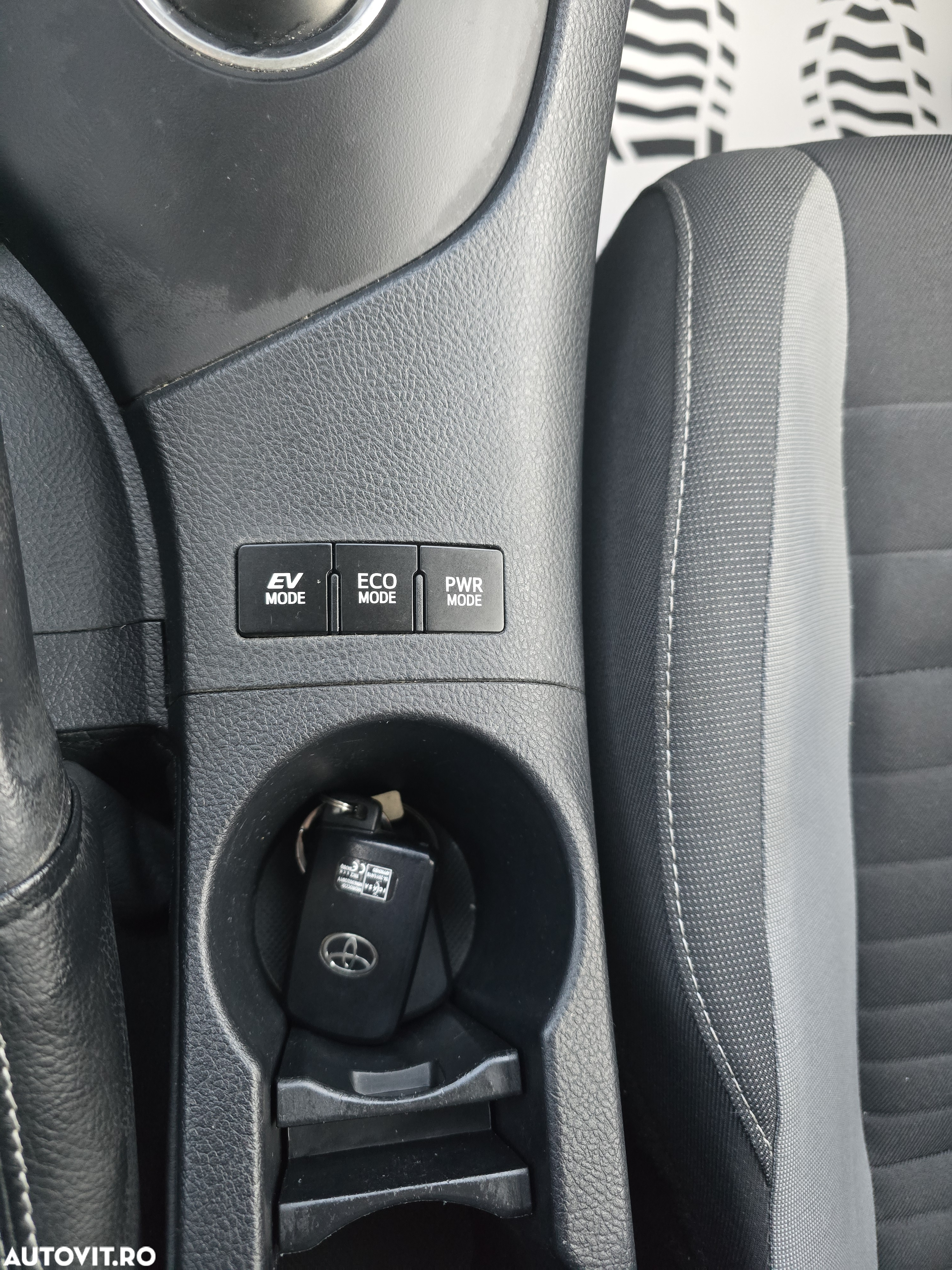 Toyota Auris 1.8 VVT-i Hybrid Automatik Touring Sports Comfort - 23
