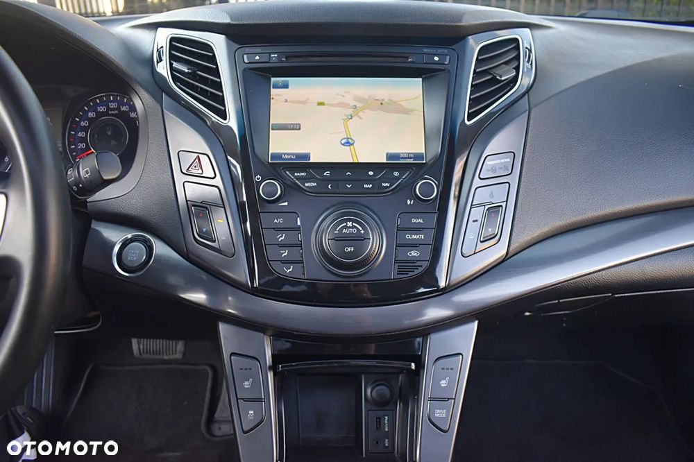 Hyundai i40 1.7 CRDi Automatik Premium - 38