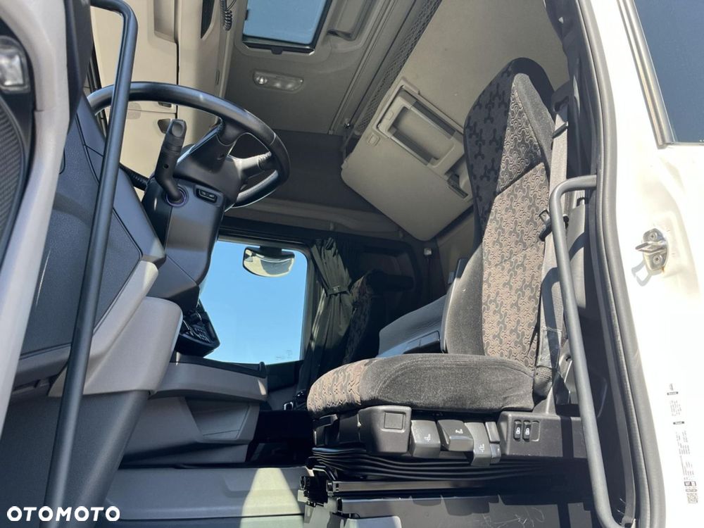 Scania R 500 A4x2NA Zawieszenie tył 4 poduszki - 15