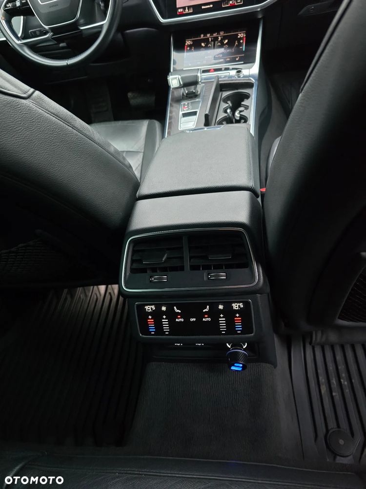 Audi A6 Avant - 15