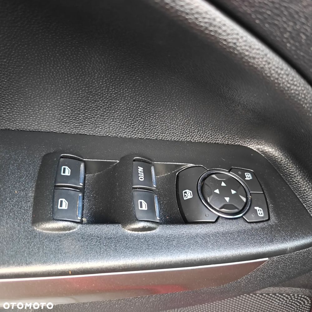 Ford EcoSport 1.0 EcoBoost ACTIVE - 19