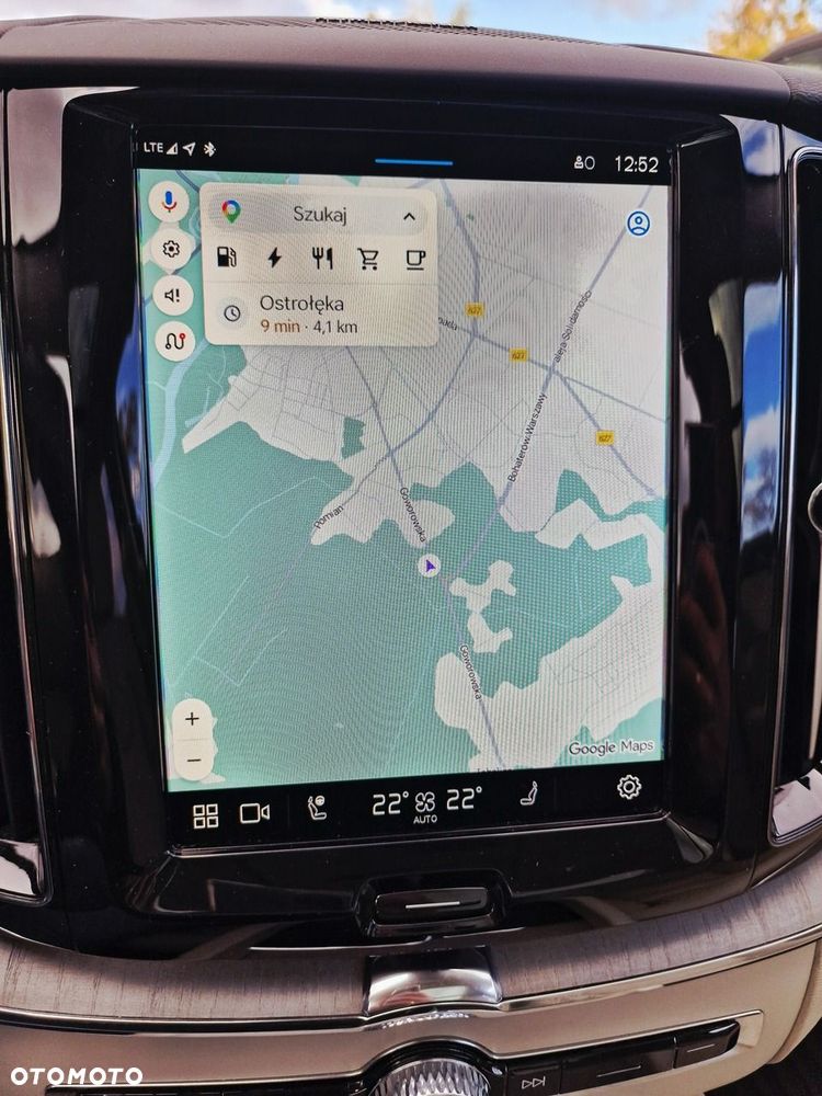 Volvo XC 60 T6 Plug-In Hybrid AWD Ultra Dark - 27