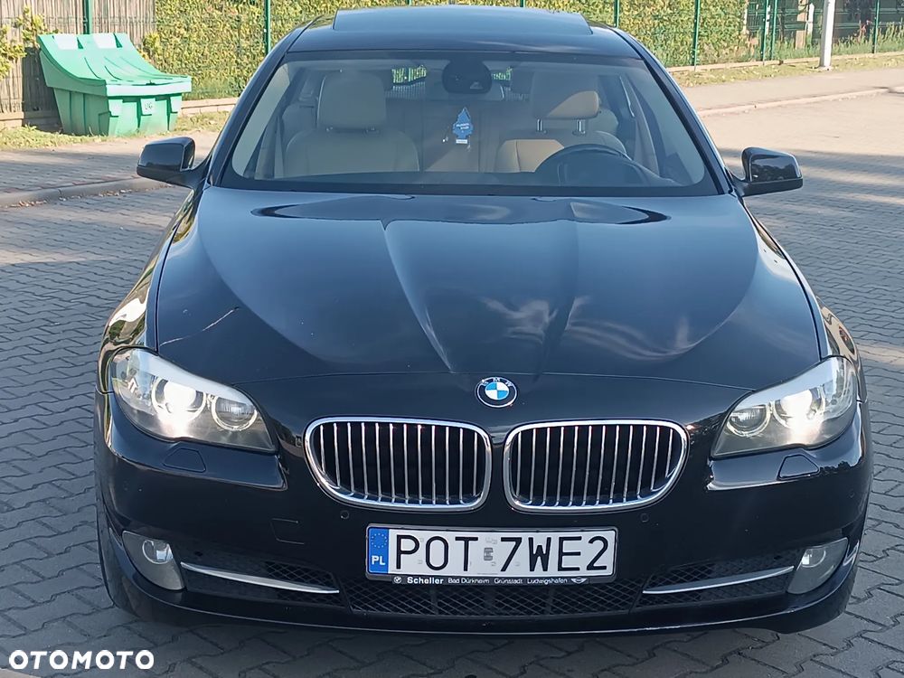 BMW Seria 5 520d Luxury Line - 6