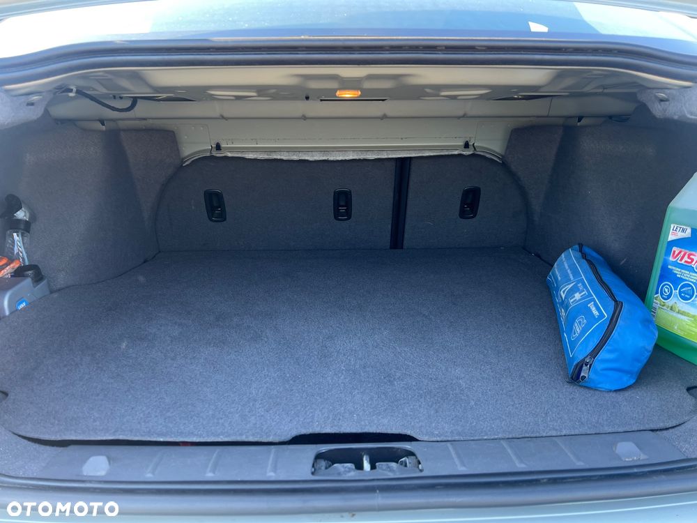 Volvo S40 ver-d3-business-edition - 19