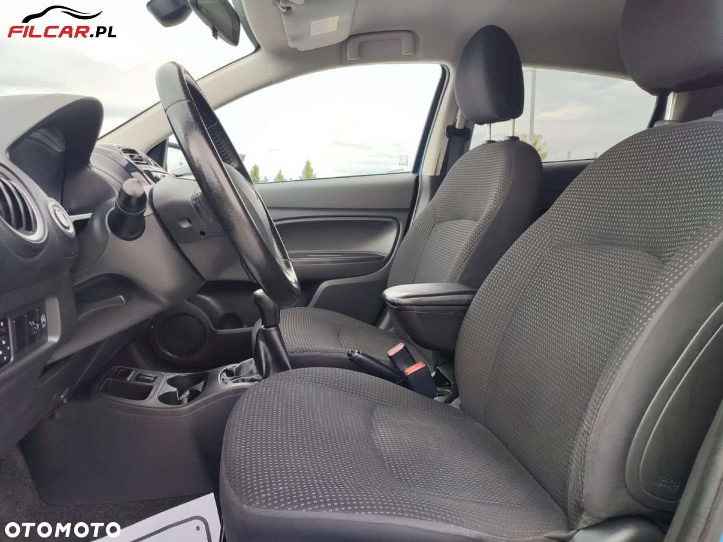 Mitsubishi Space Star - 6