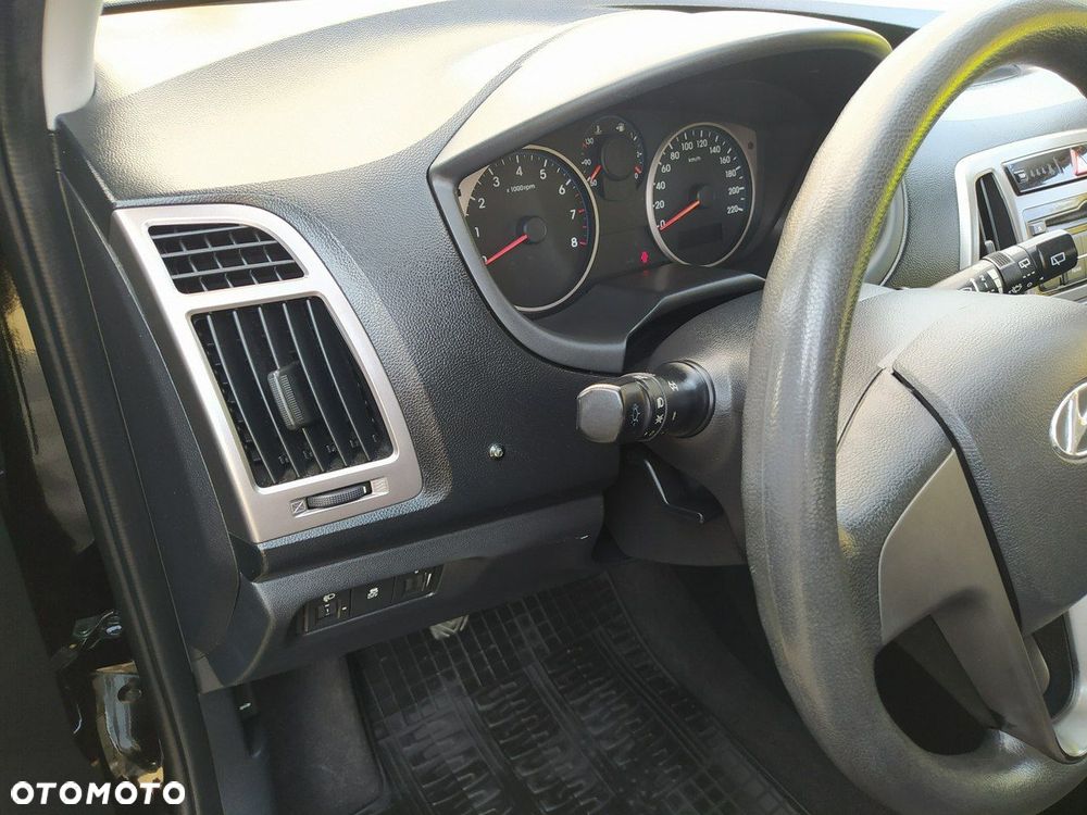 Hyundai i20 - 14