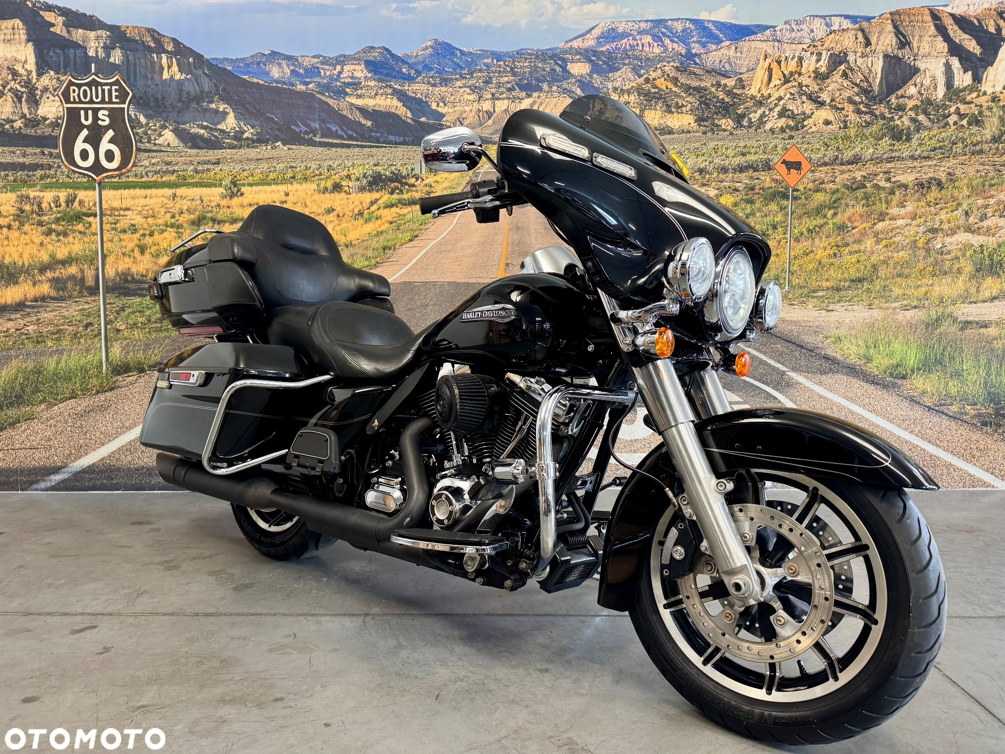 Harley-Davidson Touring Electra Glide - 2