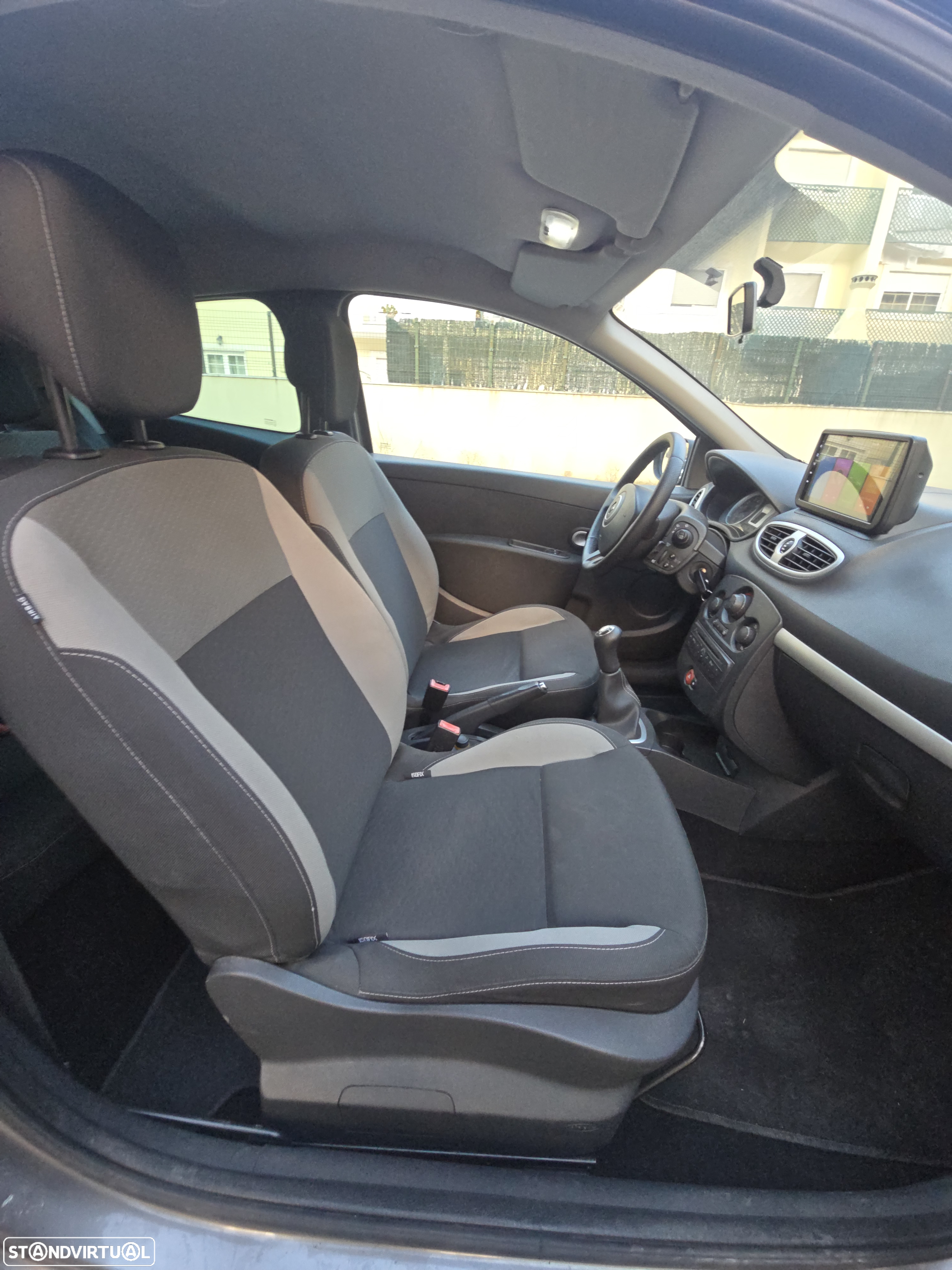 Renault Clio 1.2 16V GT - 13
