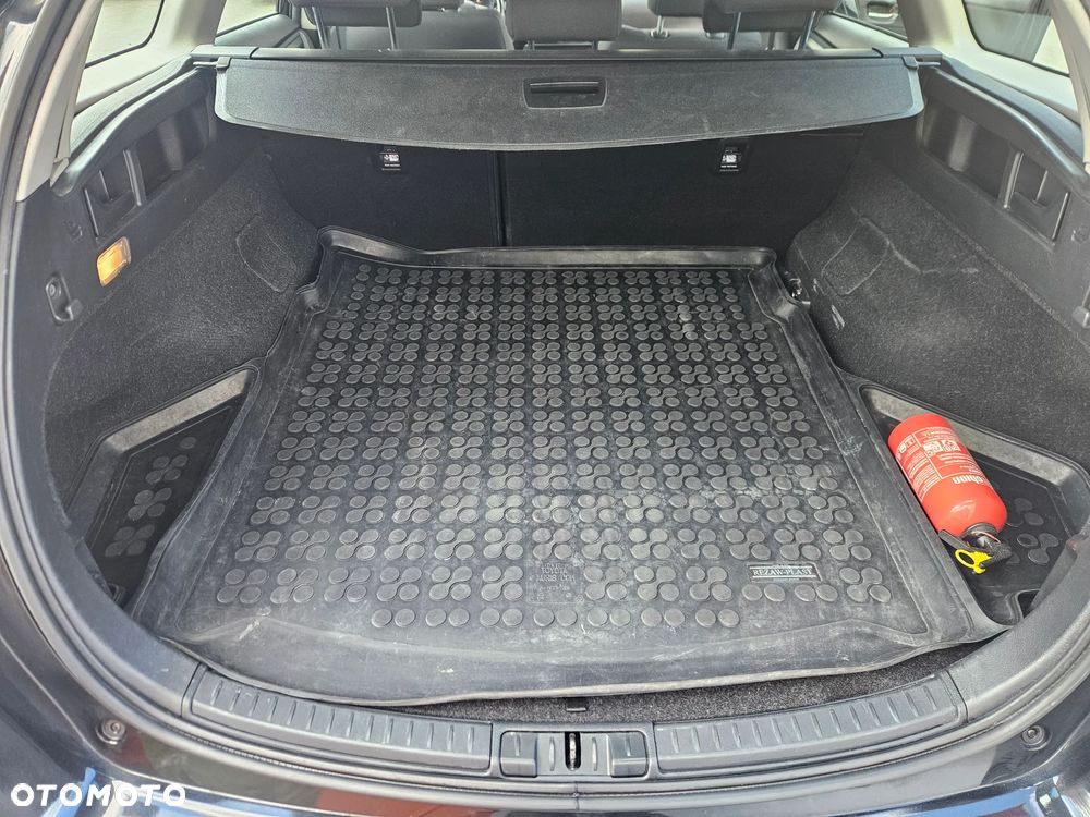 Toyota Auris Hybrid 135 Premium - 14