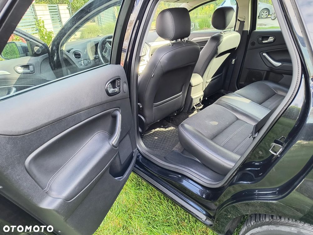 Ford Mondeo 2.0 Platinium X - 14