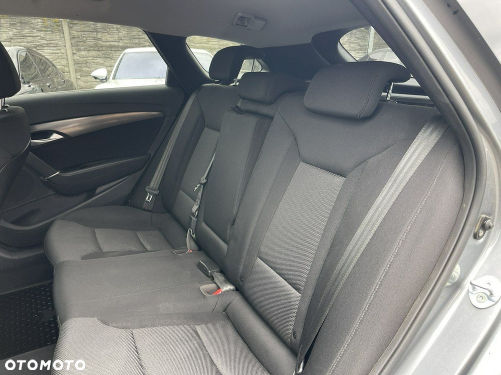 Hyundai i40 1.7 CRDi Comfort DCT - 12