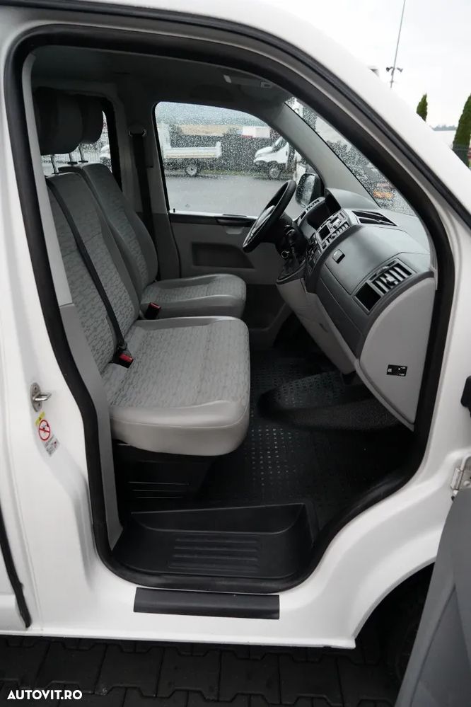 Volkswagen TRAFIC ITRANSPORTER / T5 / AUTOBUS / 9 LOCURI / IMPORTATII / AUTOBUZ / 9 LOCURI / 2022 / PRIMUL PROPRIETAR / REVIZAT - 30