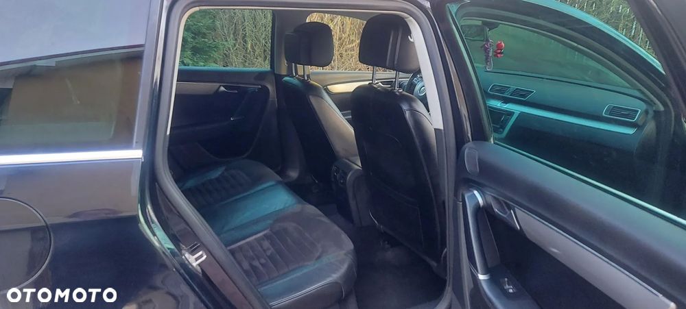 Volkswagen Passat 2.0 TDI Highline - 8