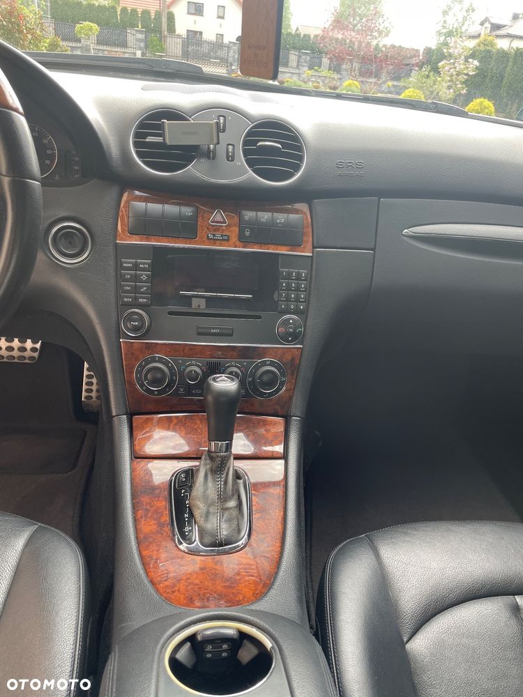 Mercedes-Benz CLK 350 7G-TRONIC Avantgarde - 17
