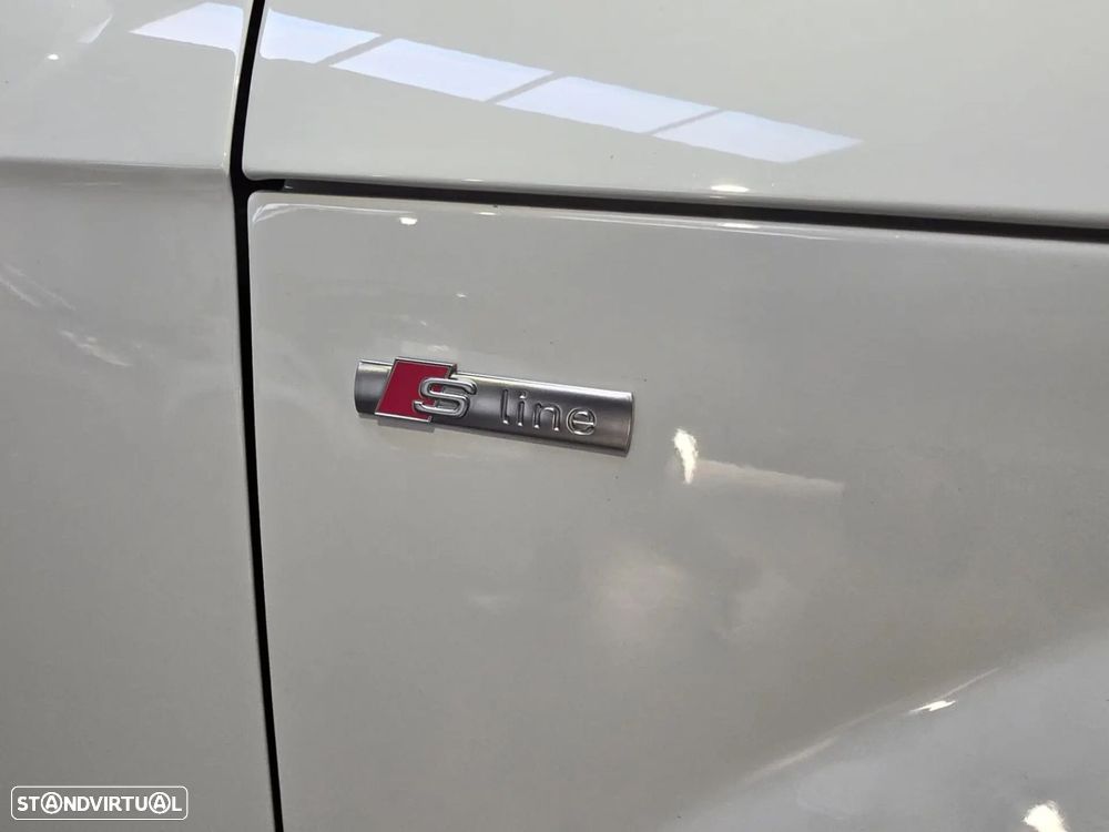 Audi TT Coupé 2.0 TDI ultra quattro S tronic - 3