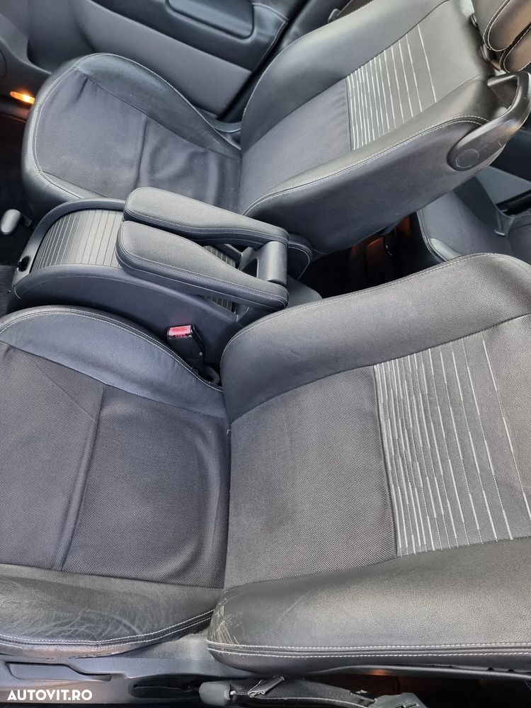 Renault Scenic 1.6 Expression - 9