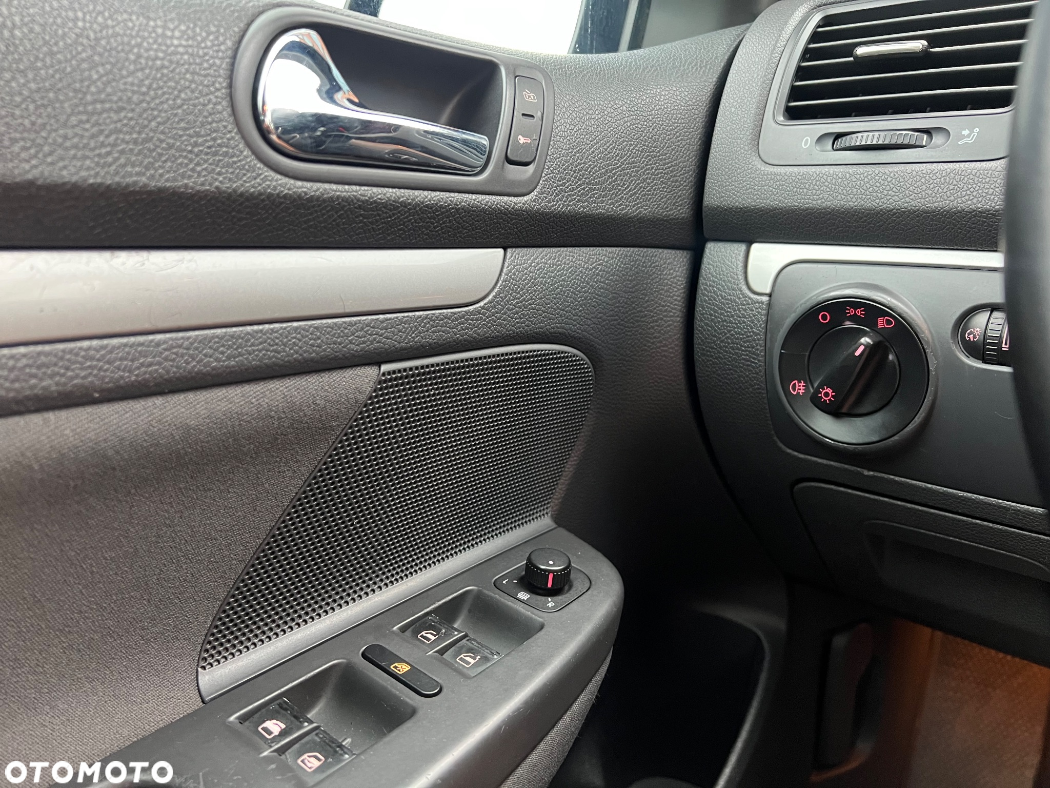 Volkswagen Golf V 1.6 Trendline - 20