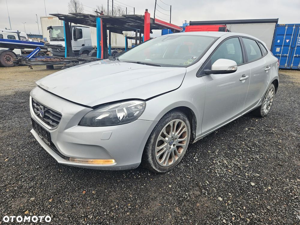 Volvo V40 T3 - 2