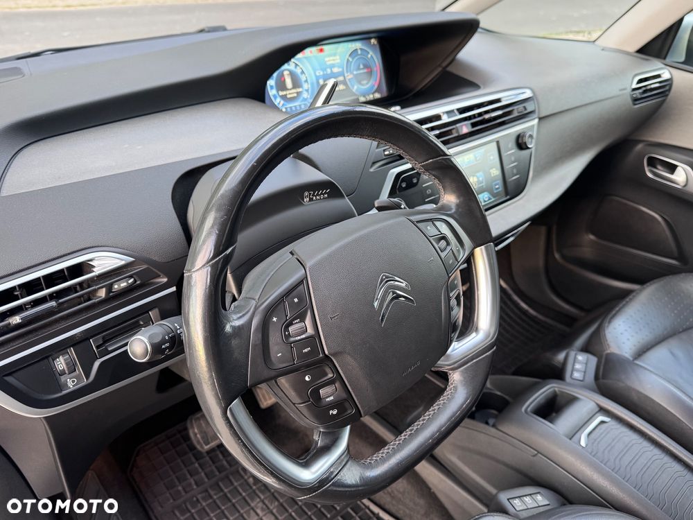 Citroën C4 Grand Picasso BlueHDi 150 EAT6 Exclusive - 23