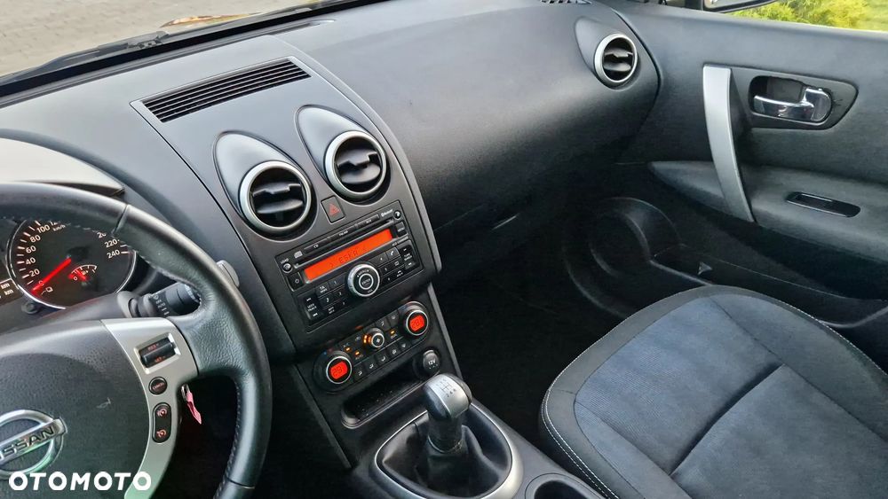 Nissan Qashqai 1.6 visia - 15