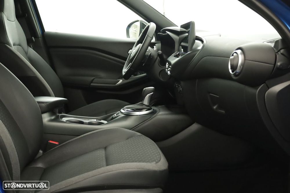 Nissan Juke 1.0 DIG-T N-Connecta DCT - 21