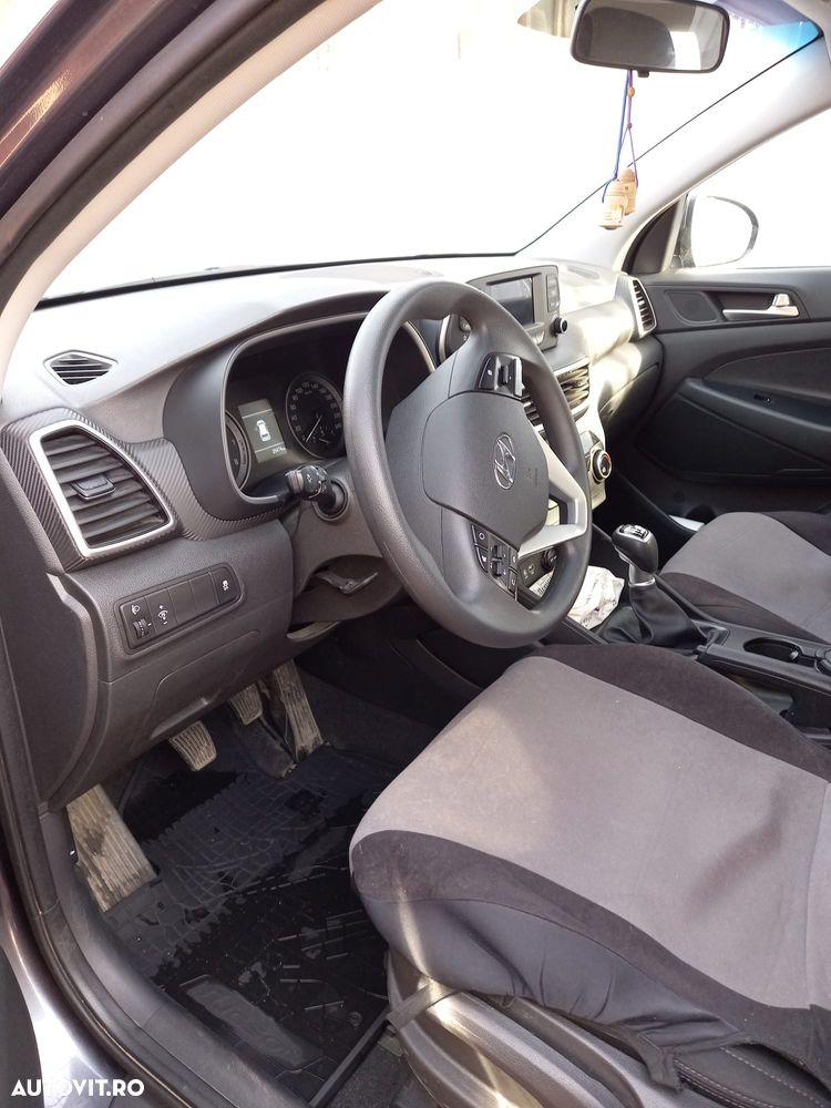 Hyundai Tucson 1.6 GDI 2WD 6MT Style - 12