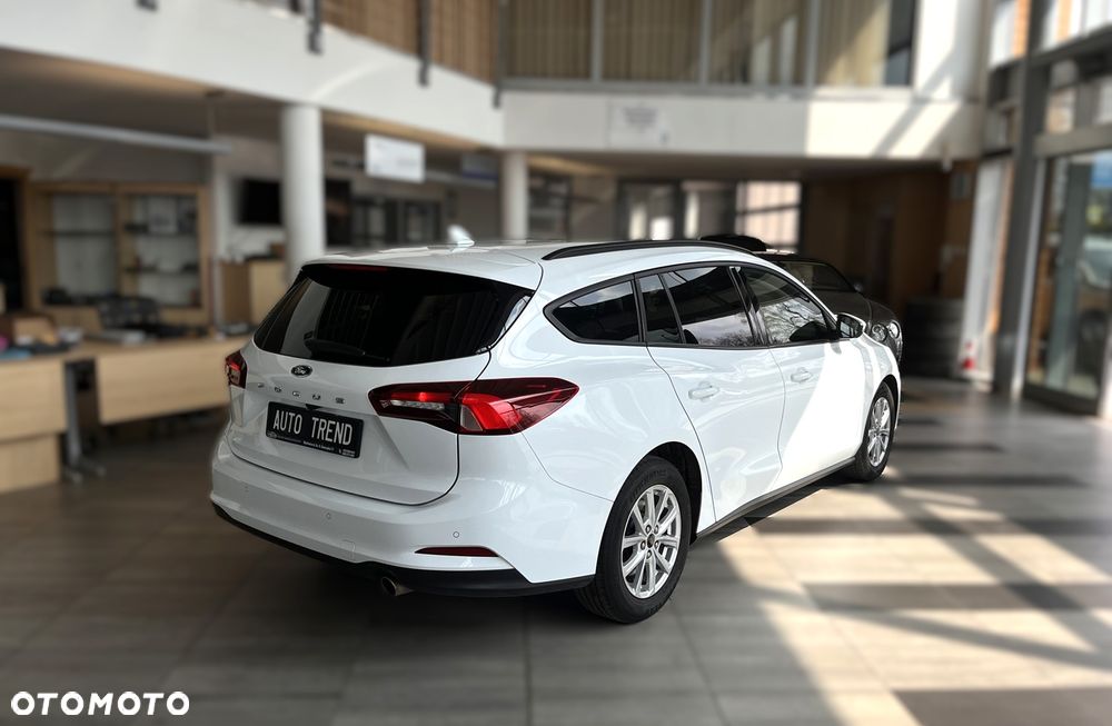 Ford Focus 1.5 EcoBlue Start-Stopp-System TITANIUM - 5