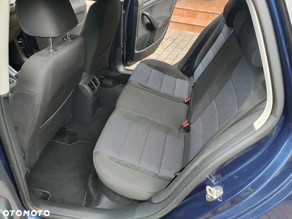 Volkswagen Golf 1.6 TDI DPF BlueMotion Technology Style - 14