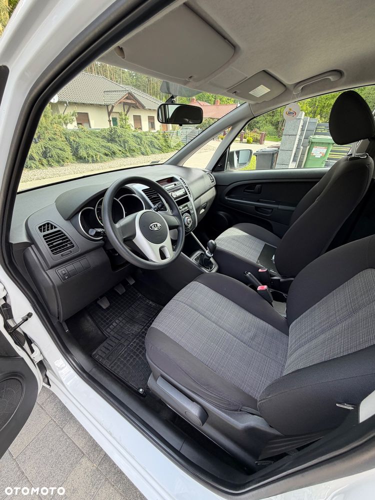 Kia Venga 1.4 L - 7