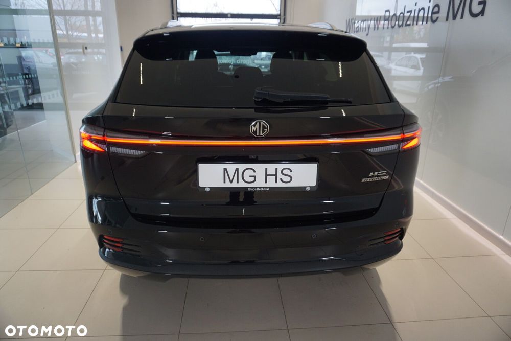 MG HS Hybrid+ - 18