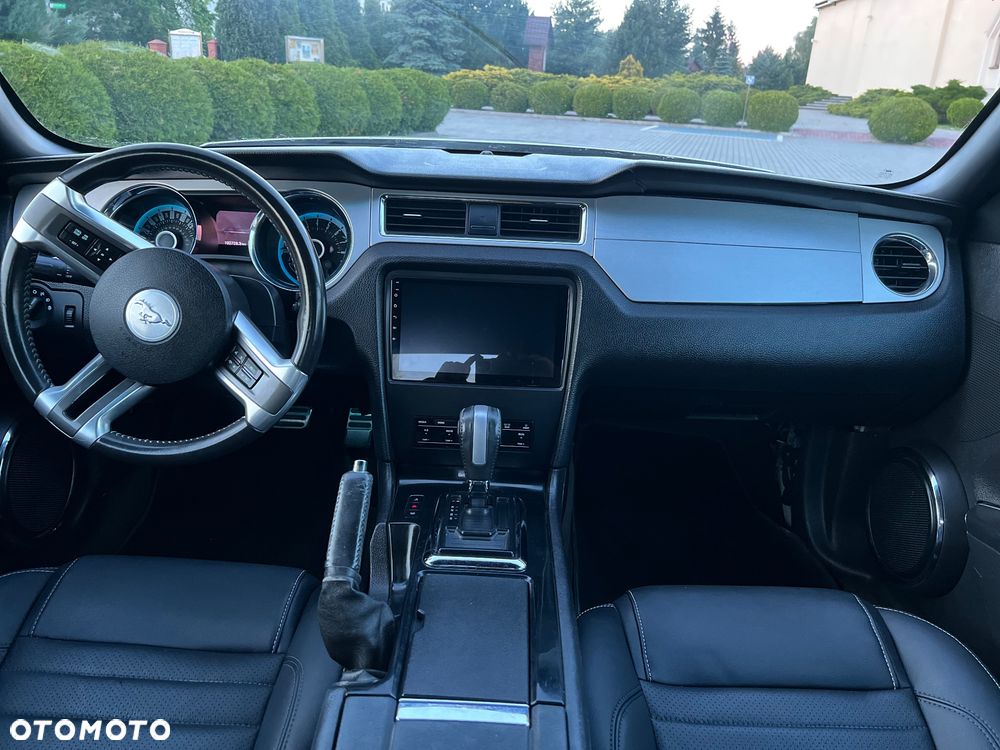 Ford Mustang 3.7 V6 Premium - 6