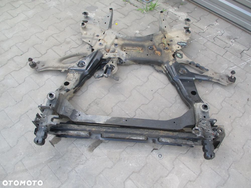 MERCEDES VITO VIANO W447 BELKA ZAWIESZENIA WÓZEK KOŁYSKA SANIE - 1