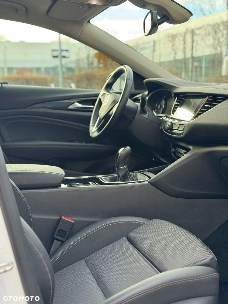 Opel Insignia 2.0 CDTI Cosmo S&S - 22