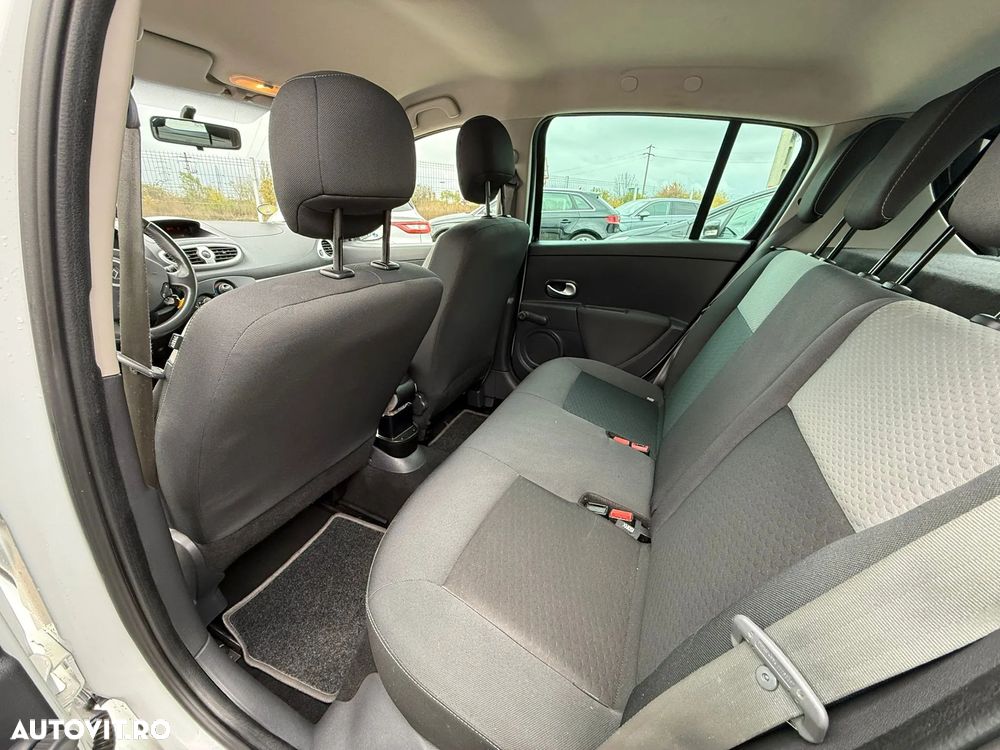 Renault Clio 1.5 dCi 90 FAP Dynamique - 5