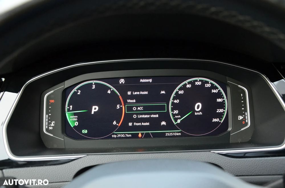 Volkswagen Passat - 38