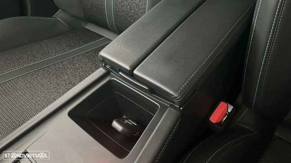 Peugeot 308 SW 1.2 PureTech Allure Pack EAT8 - 25
